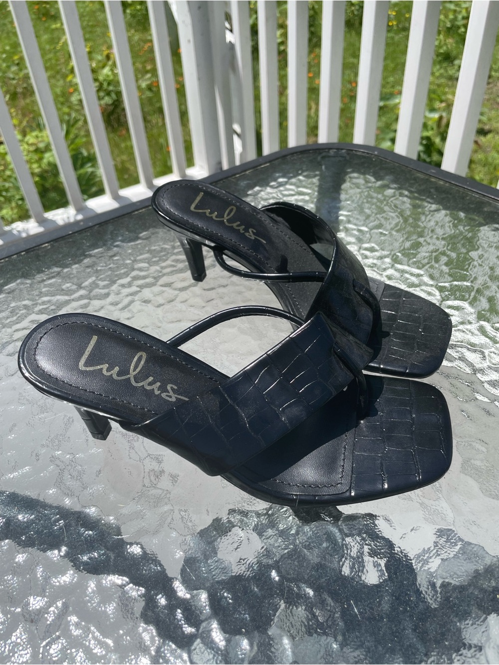 Lulu's Black Croc-Embossed Kitten Heel Slide Mules